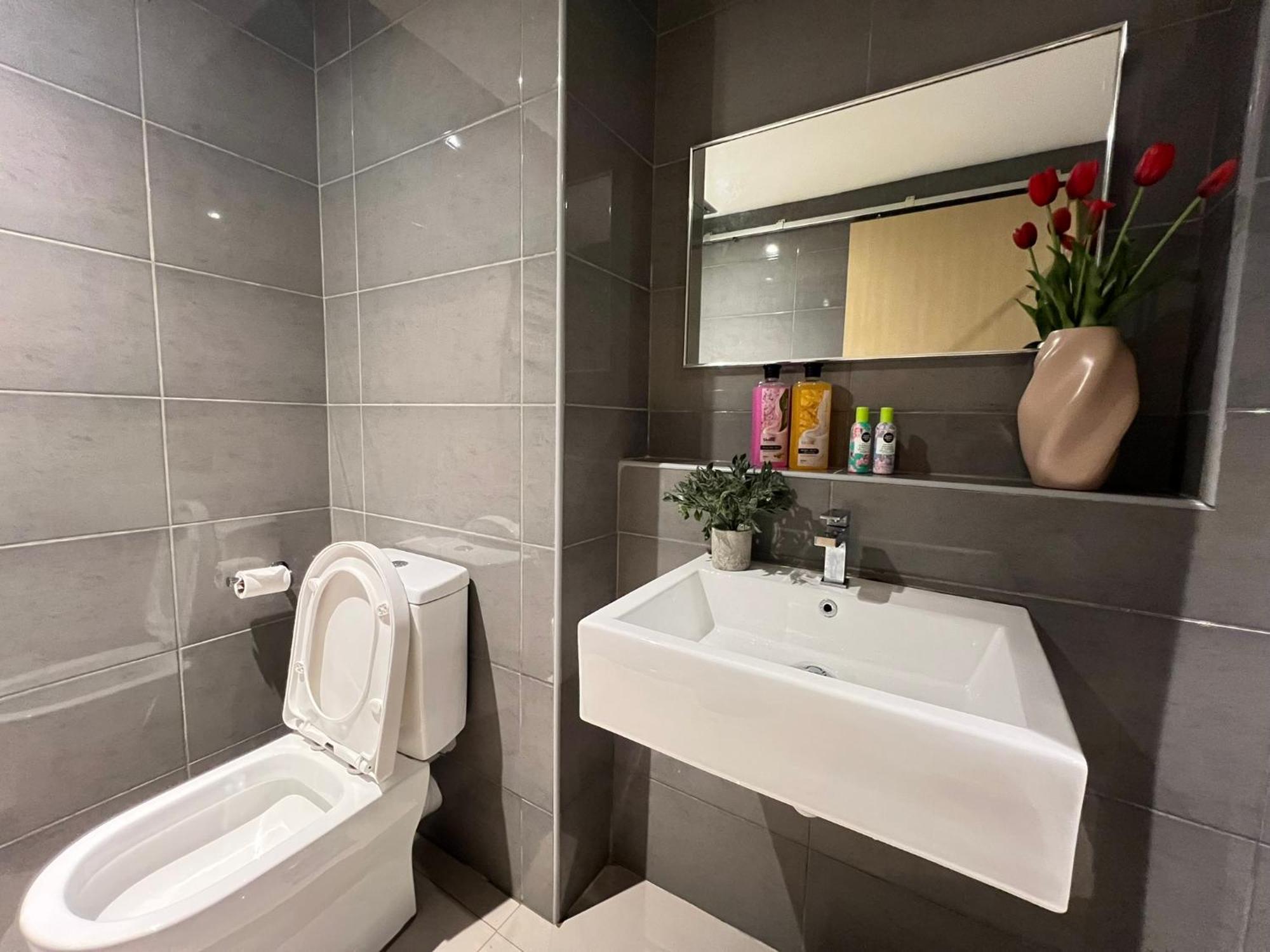 Oceanbay2 Seaview 6Pax Studio Netflix A-18-12 Kuantan Exterior foto